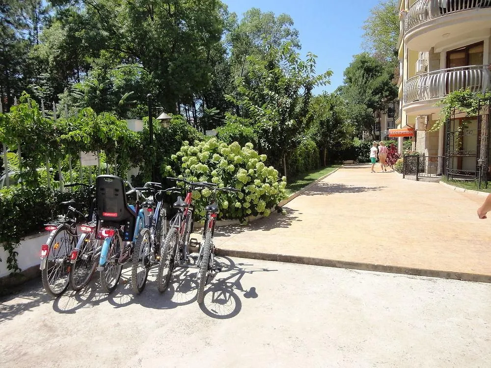 Summer Dreams -Apartcomplex Sunny Beach 3*,